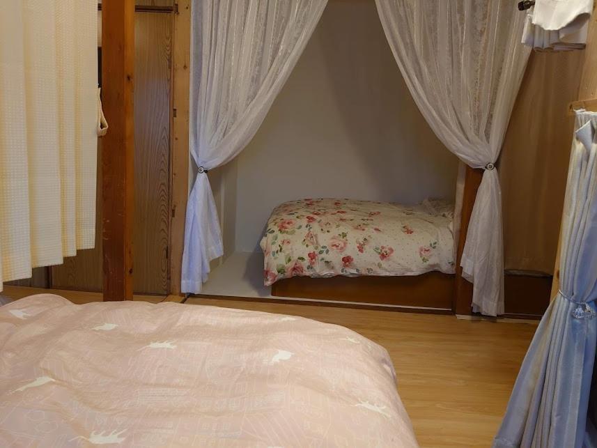 Otaru Guest House Tarune Exterior foto